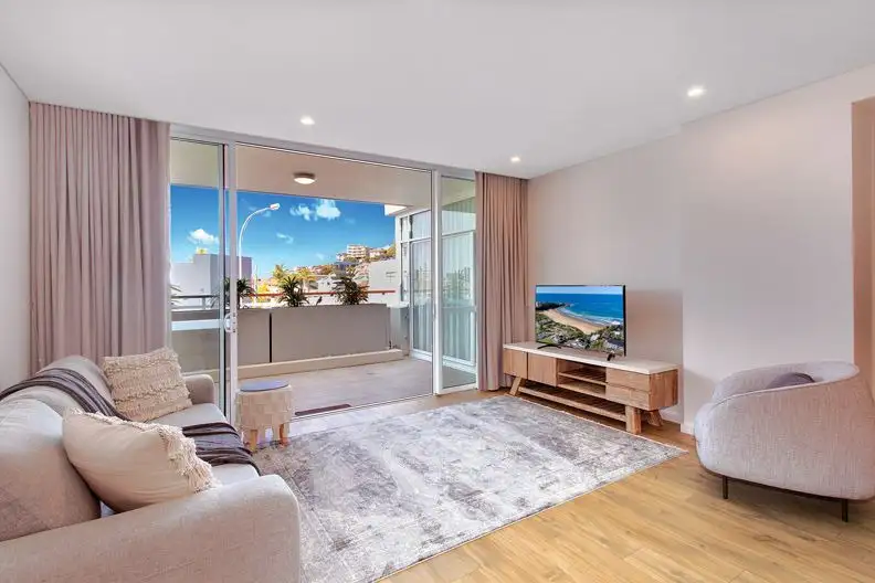 Main view of Homely unit listing, 6/22-26 Albert Street, Freshwater NSW 2096