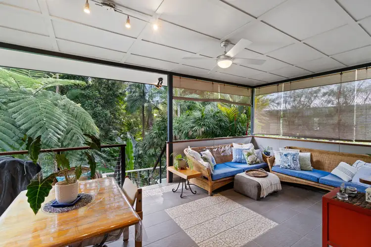 2/13 Heavey Crescent, Whitfield QLD 4870