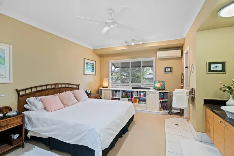Fifth view of Homely villa listing, 2/13 Heavey Crescent, Whitfield QLD 4870