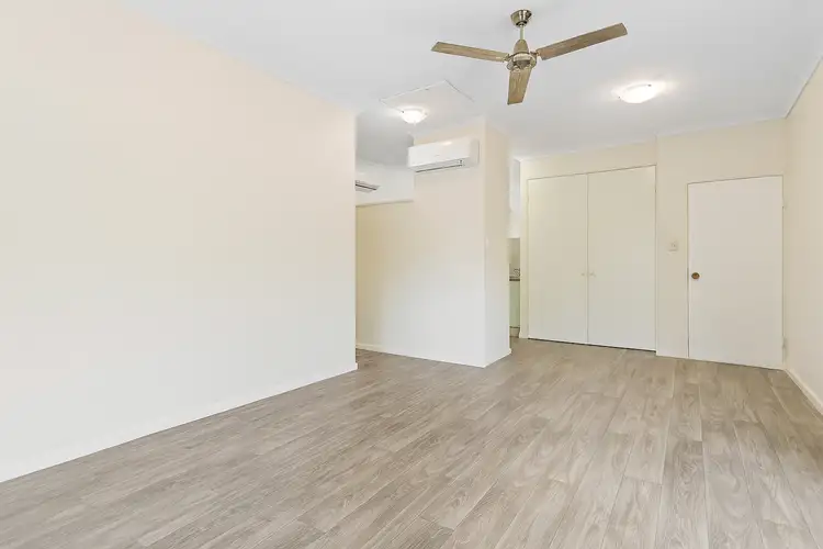 Fourth view of Homely unit listing, 17/4-5 Hollett Close, Manunda QLD 4870