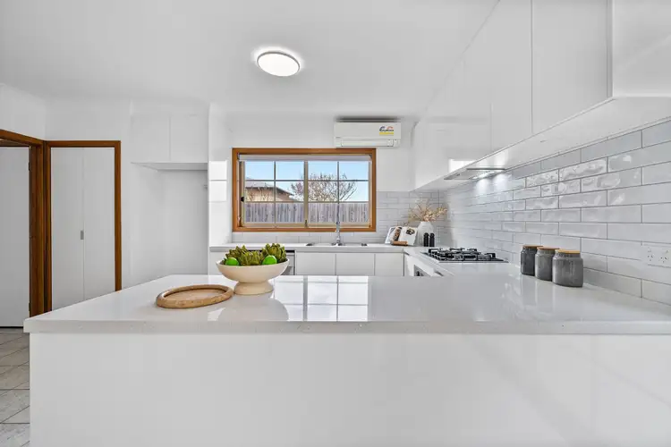 Fifth view of Homely villa listing, 2/328 Pascoe Vale Road, Essendon VIC 3040