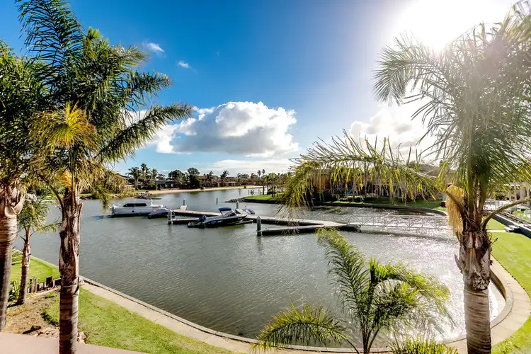 6 Salmon Bay, Patterson Lakes VIC 3197
