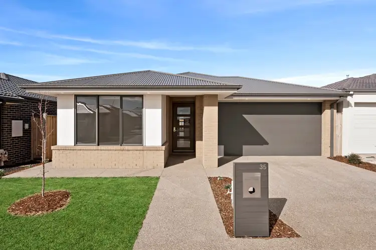 35 Sunlight Circuit, Lara VIC 3212