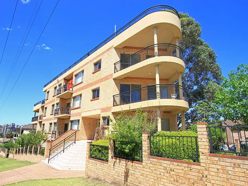 Main view of Homely unit listing, 10/20-22 Hercules Street, Wollongong NSW 2500