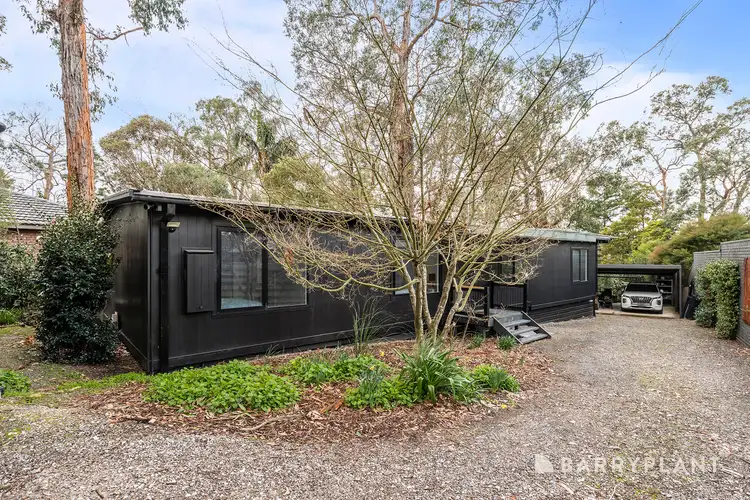 16 Buckmaster Drive, Mount Evelyn VIC 3796