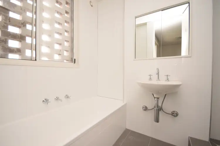 Fourth view of Homely apartment listing, 72/13 The Esplanade, St Kilda VIC 3182