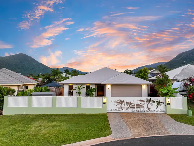 11 Laguna Avenue, Redlynch QLD 4870