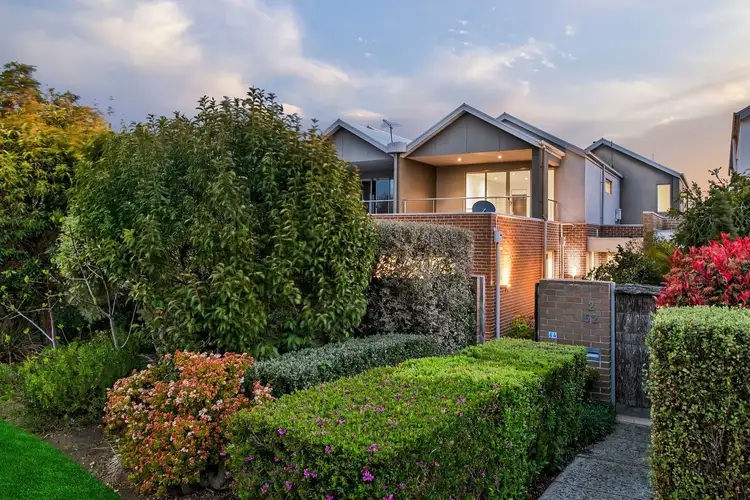 64 Wilsons Road, Mornington VIC 3931