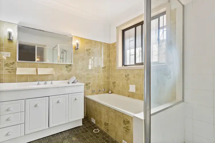 Sixth view of Homely house listing, 11 Gannet Avenue, Berkeley NSW 2506