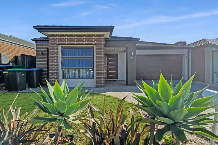 Main view of Homely house listing, 19 Freemont Circuit, Truganina VIC 3029