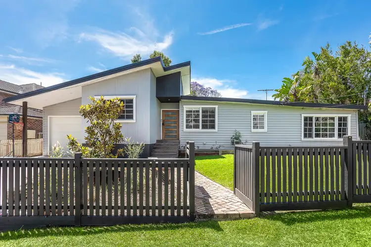 18 Tinakill Avenue, Engadine NSW 2233