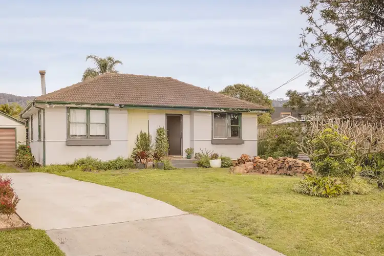 27 Lassiter Avenue, Woonona NSW 2517