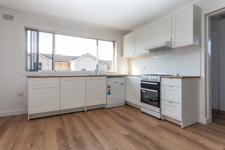 Third view of Homely apartment listing, 1/15 Hillcrest Street, Wollongong NSW 2500