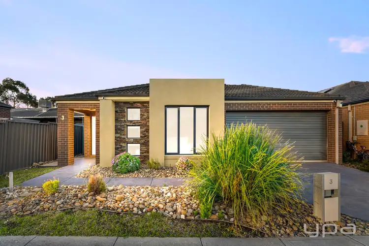3 Clematis Crescent, Manor Lakes VIC 3024