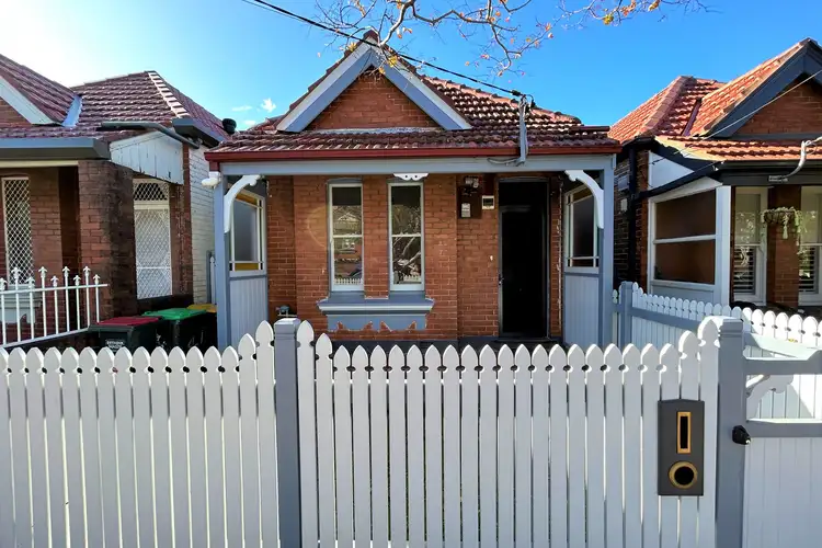 4 Moncur Street, Marrickville NSW 2204