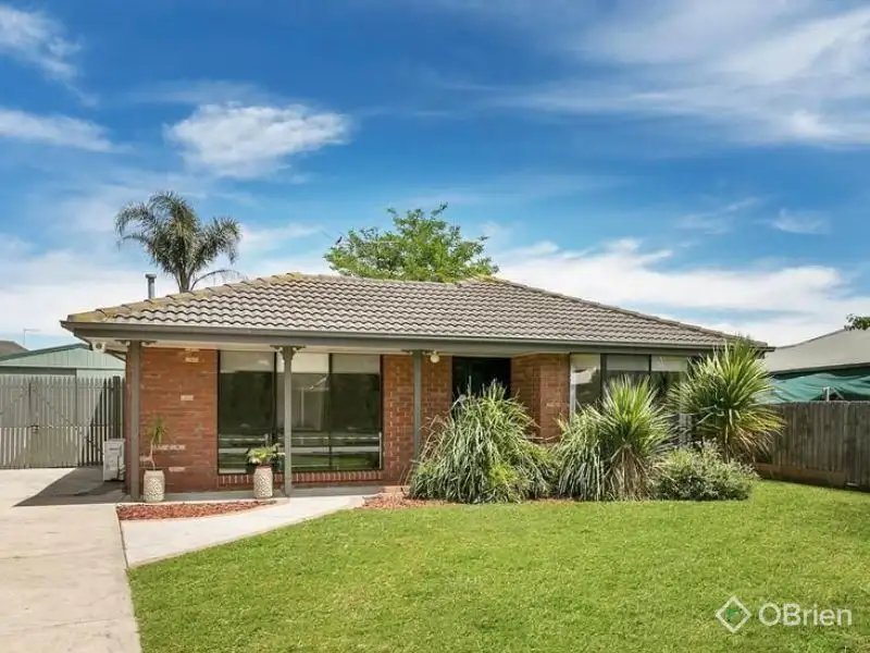Main view of Homely house listing, 15 Greenslopes Drive, Carrum Downs VIC 3201