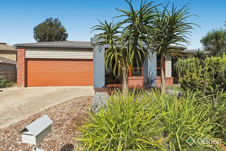 14 Skyline Way, Berwick VIC 3806