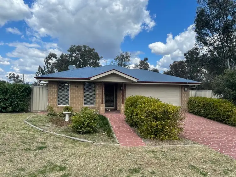 82 Cheetham Street, Cecil Plains QLD 4407