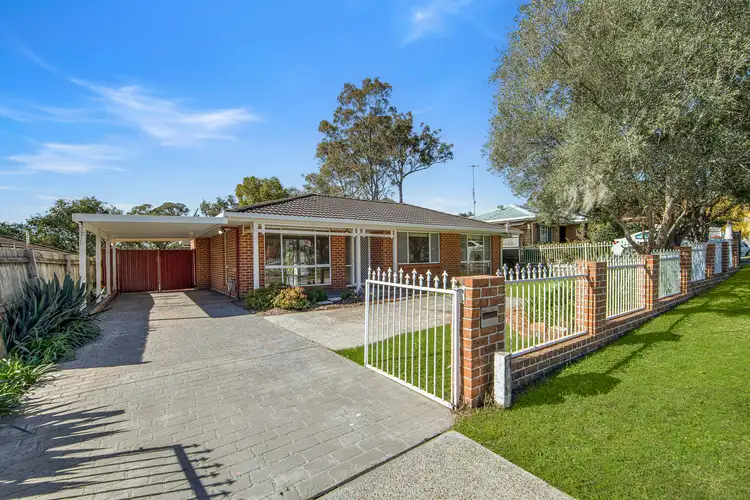 11 Fishburn Crescent, Watanobbi NSW 2259