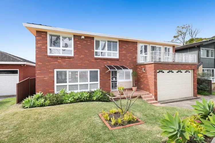 8 Greenway Street