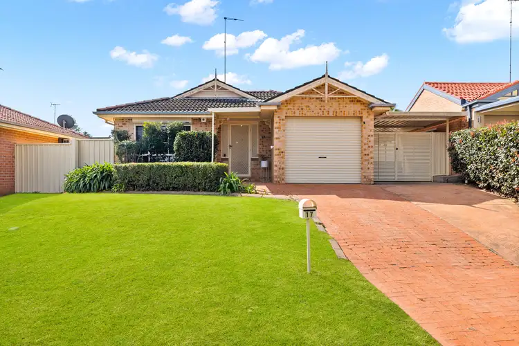 17 Woodi Close, Glenmore Park NSW 2745