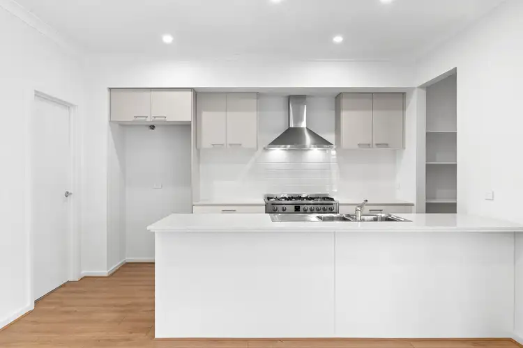 24 Primrose Drive, Waurn Ponds VIC 3216