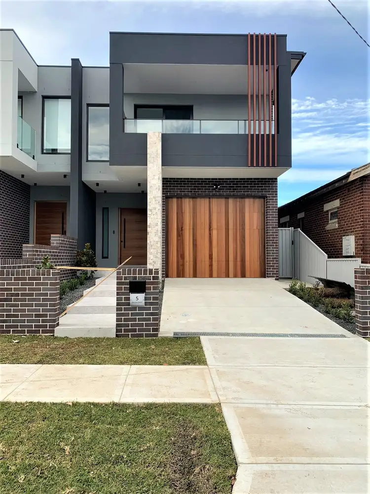5 Mulga Street, Punchbowl NSW 2460