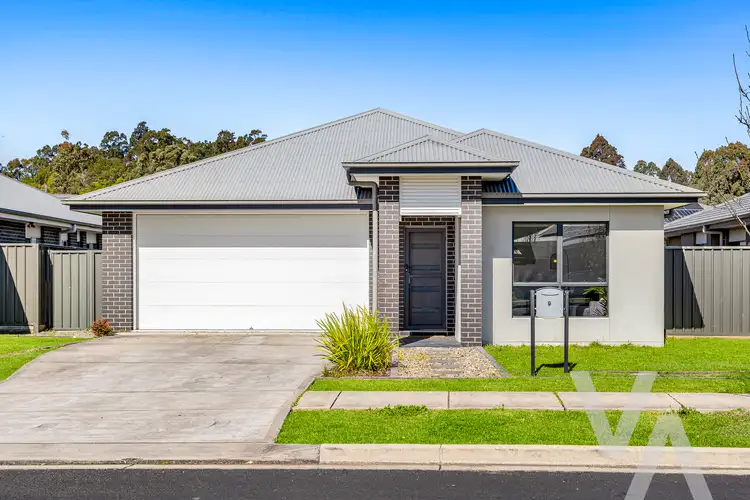 9 Wakun Street, Fletcher NSW 2287