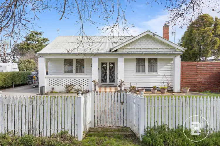 4 Mcgibbony Street, Ararat VIC 3377