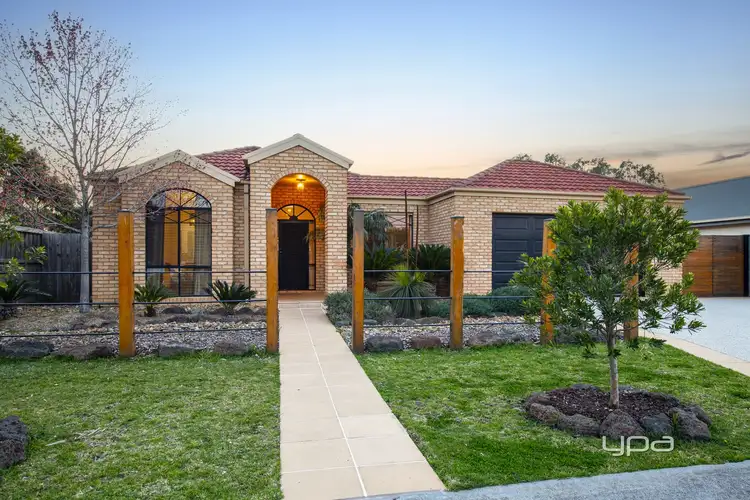 3 Otway Green, Caroline Springs VIC 3023