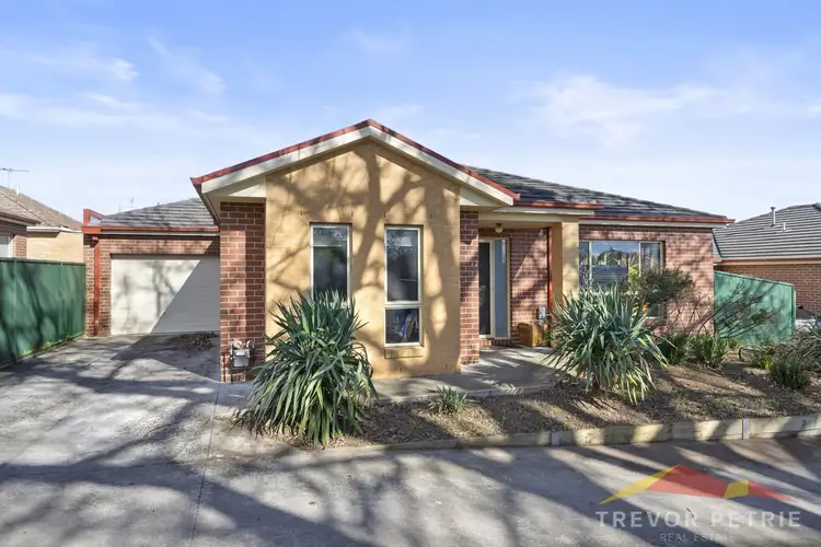 2 Velvet Close, Mount Pleasant VIC 3350