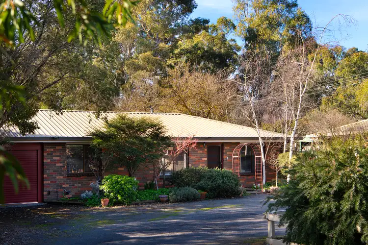 2/10 Gaulton Street, Castlemaine VIC 3450