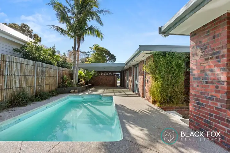 52 Roborough Avenue, Mount Eliza VIC 3930