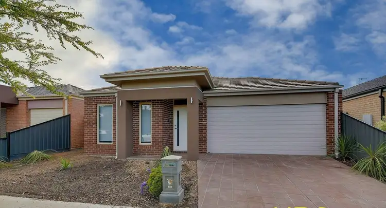 13 Fermont Avenue, Craigieburn VIC 3064