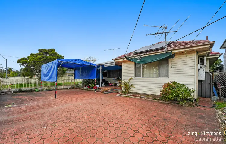 18 Kiora Street, Canley Heights NSW 2166