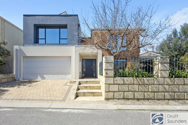 9A Weaponess Road, Scarborough WA 6019