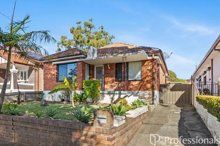 49 Belemba Avenue, Roselands NSW 2196