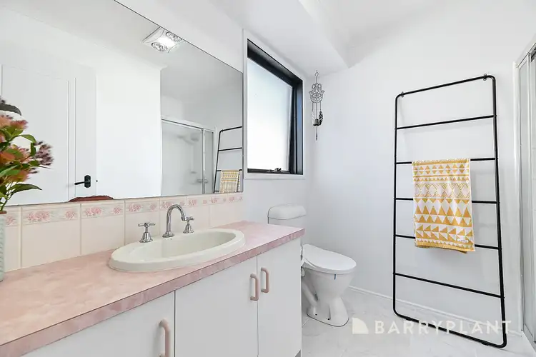 Sixth view of Homely house listing, 3 Amaroo Court, Berwick VIC 3806