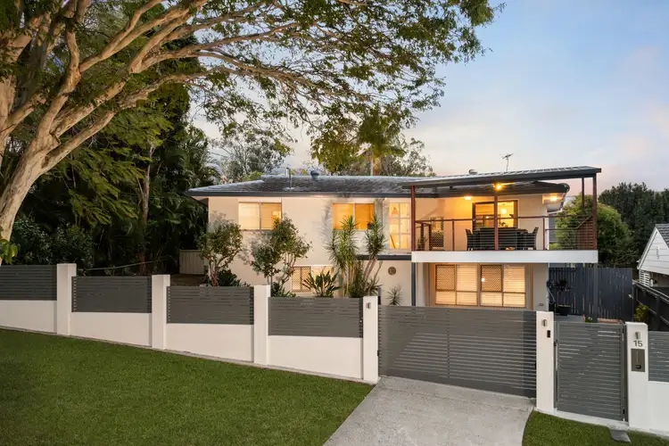 15 Kowhai Street, Kenmore QLD 4069