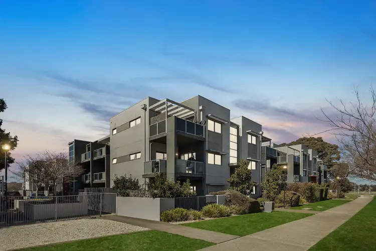 21/75 Elizabeth Jolley Crescent, Franklin ACT 2913