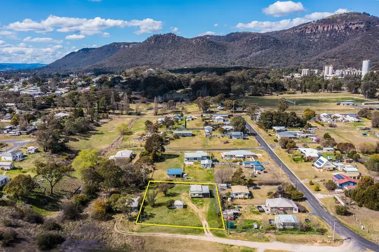 8 Cairo Street, Kandos NSW 2848