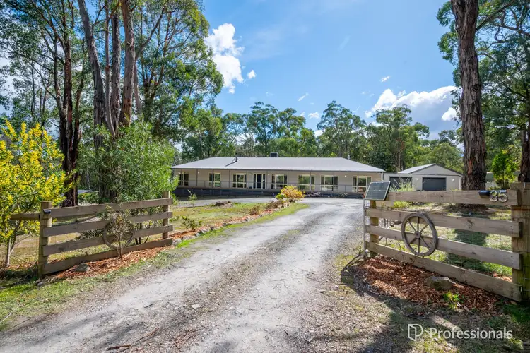 35 Bundaleer Road, Wesburn VIC 3799