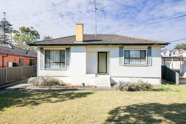 4 Chapman Avenue, Penrith NSW 2750