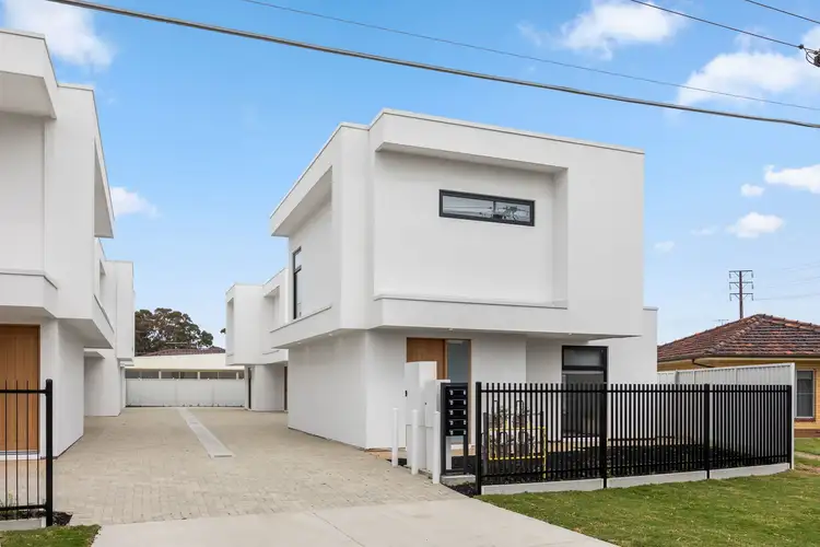 4 Meakin Terrace, Seaton SA 5023