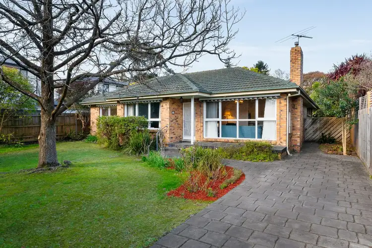 34 Lomond Avenue, Kilsyth VIC 3137