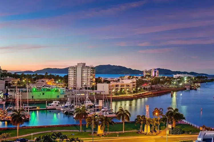 802/68 McIlwraith Street, South Townsville QLD 4810