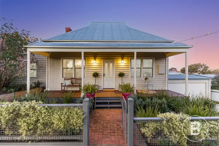 40 Honeysuckle Street