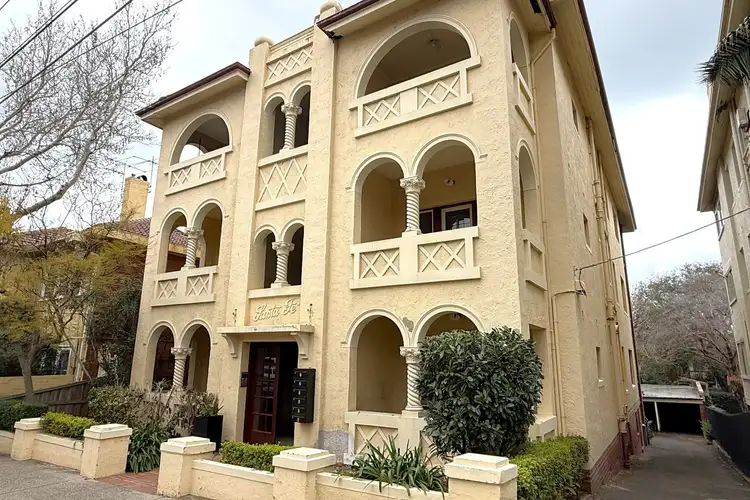 3/45 Mitford Street, Elwood VIC 3184