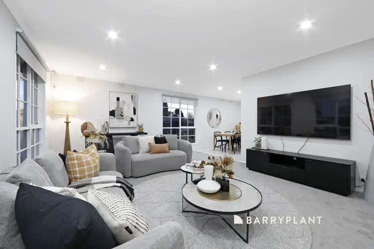 16 St Martins Court, Wantirna South VIC 3152