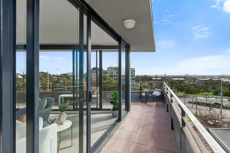 401/22 St Kilda Road